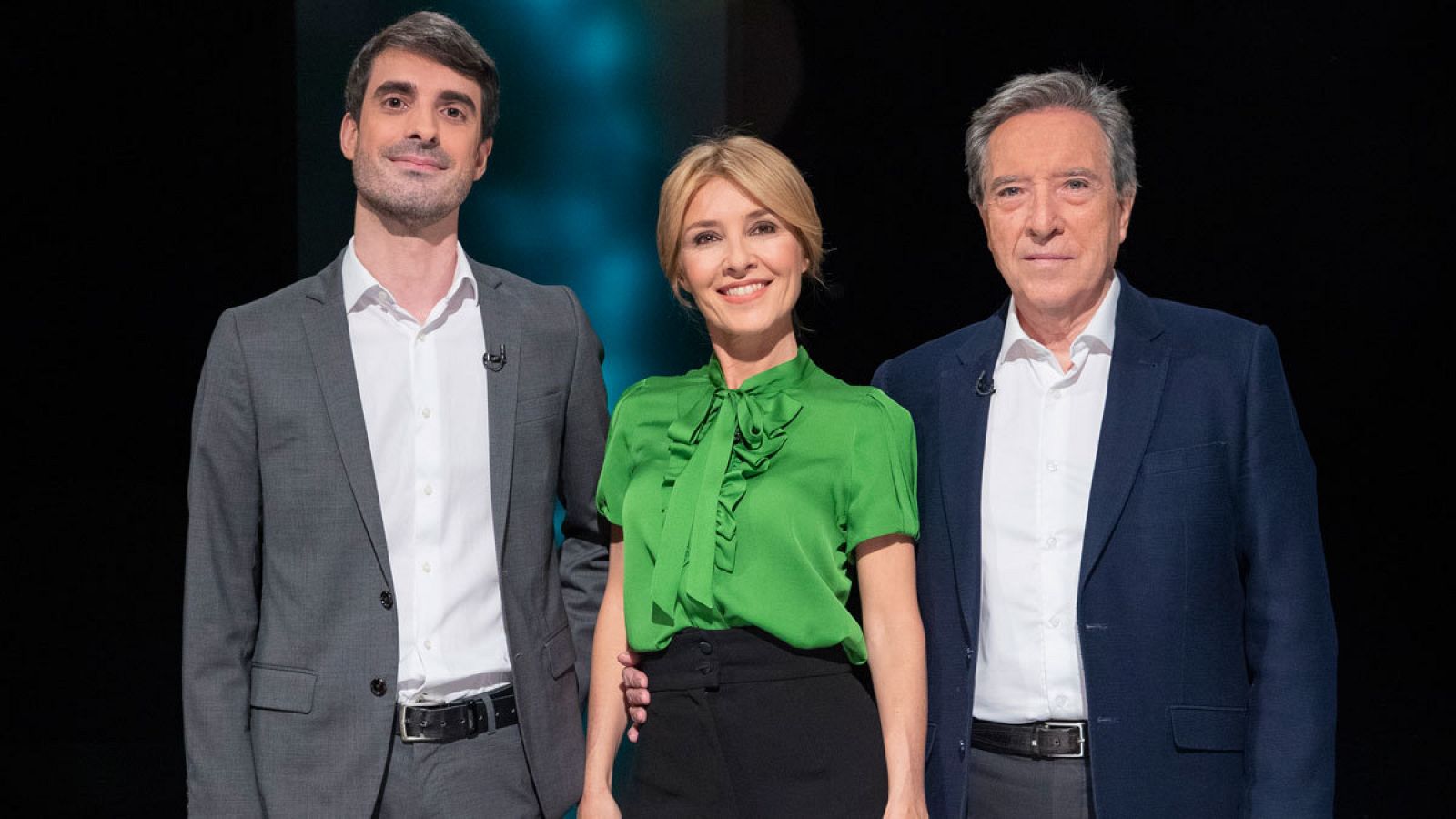 Cayetana Guillén Cuervo con el periodista Iñaki Gabilondo y el politólogo Pablo Simón