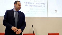 El Congreso se pronuncia este martes sobre la continuidad de Ábalos y el estatus de Guaidó