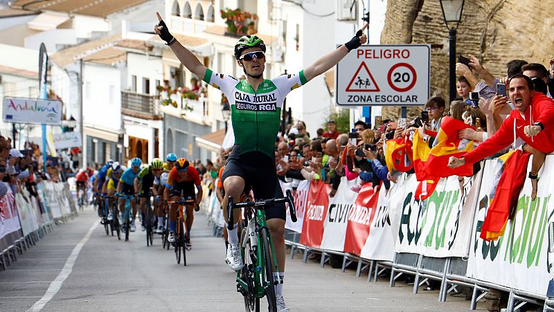 El español Gonzalo Serrano gana la segunda etapa