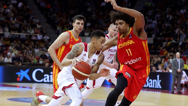 Polonia vence a España en el camino hacia el Eurobasket 2021