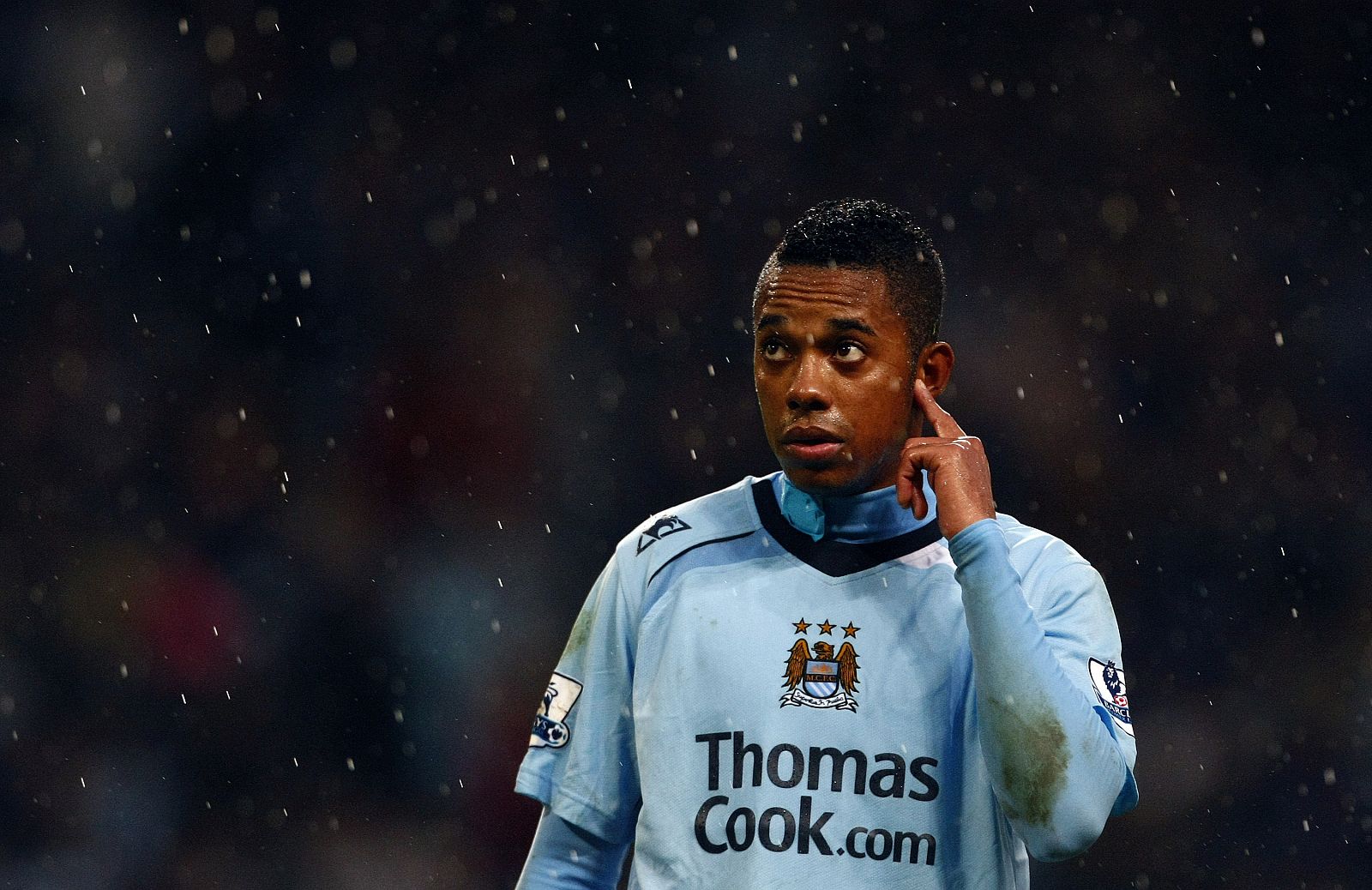 El jugador del Manchester City Robinho ha expresado su malestar con su ex equipo