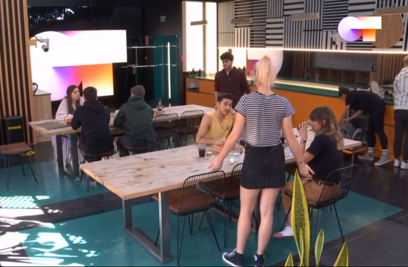 OT 2020 - Enfrentamiento entre Rafa, Samantha y Maialen por el término "maduritas"