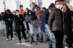 Italia registra 29 fallecidos y más de 1.000 contagiados por coronavirus