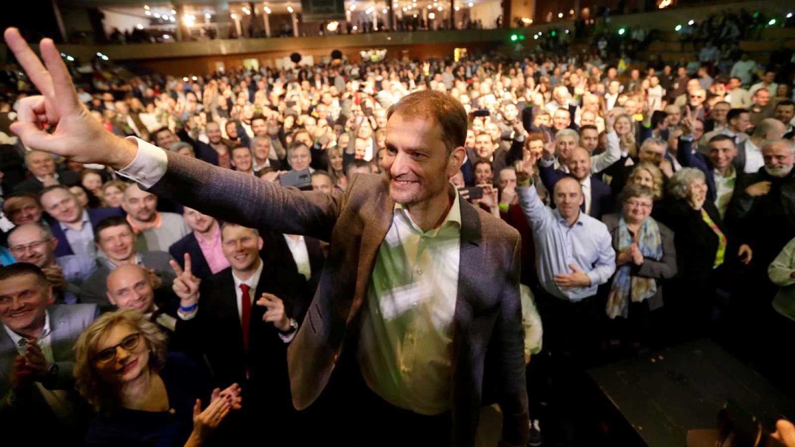 El populismo conservador acaba con la hegemonía socialdemócrata en Eslovaquia