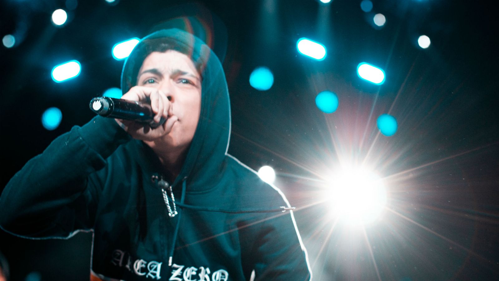 Trueno anuncia que sera baja para la gran FMS Internacional por: "Motivos personales"