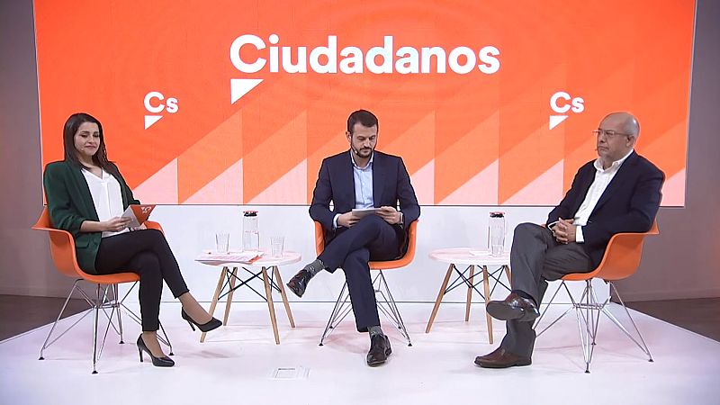 Arrimadas defiende los pactos electorales de Cs e Igea carga contra el continuismo y la falta de crítica interna 