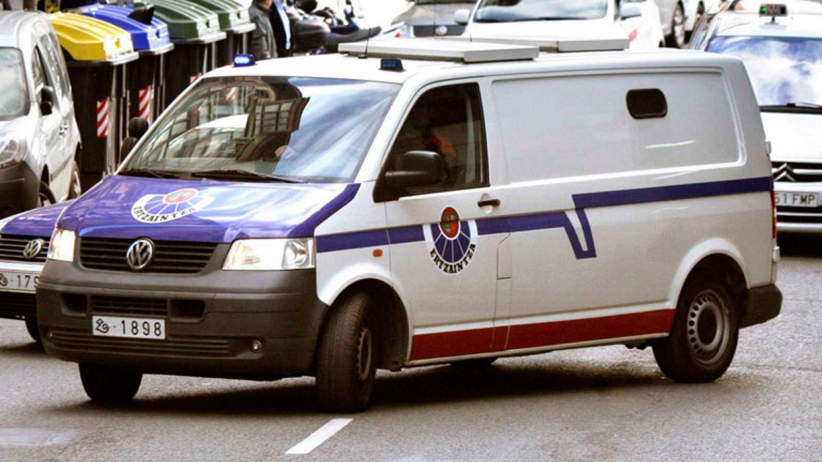 Imagen de archivo de un vehículo de la Ertzaintza