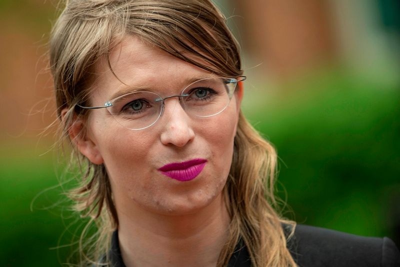 Un juez ordena la puesta en libertad de Chelsea Manning al determinar que su testimonio contra Julian Assange ya no es necesario