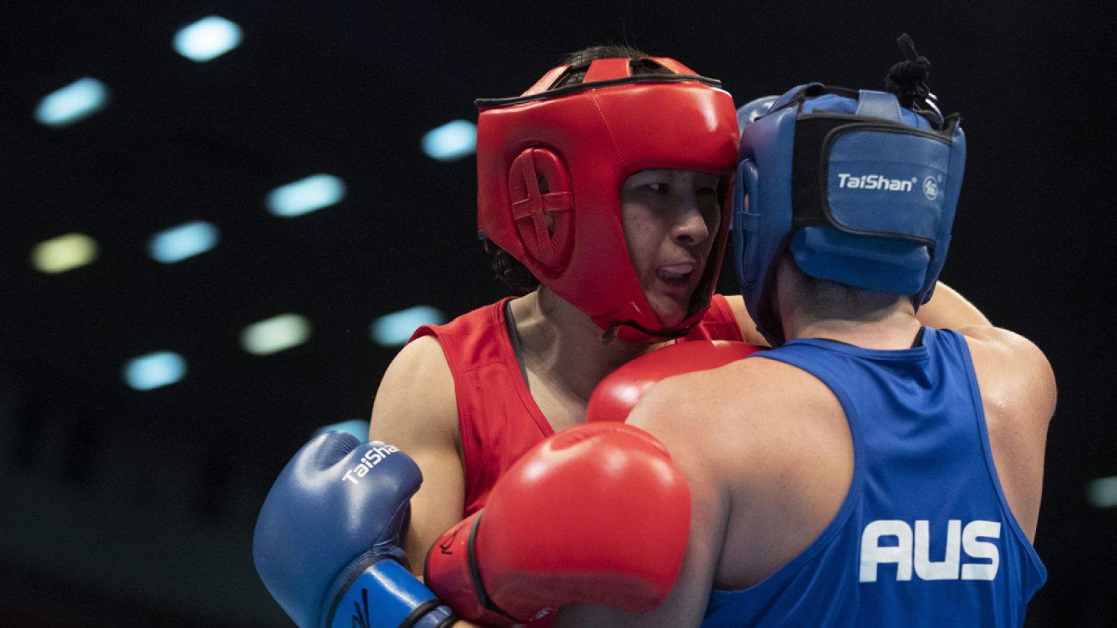 Imagen del combate entre Qian Li y Caitlin Parker
