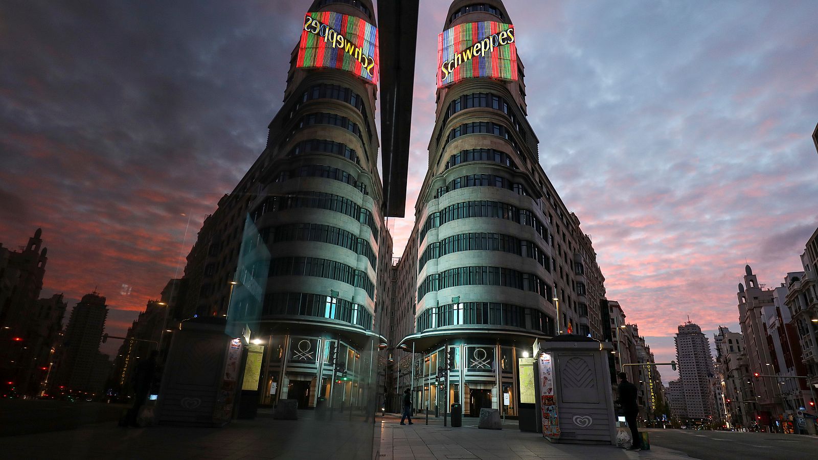 Imagen de la Gran Vía madrileña prácticamente vacía.