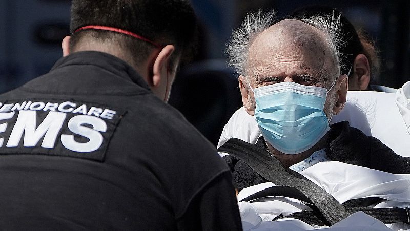 EE.UU. supera la barrera de los 100.000 casos de coronavirus y registra más de 1.500 muertes