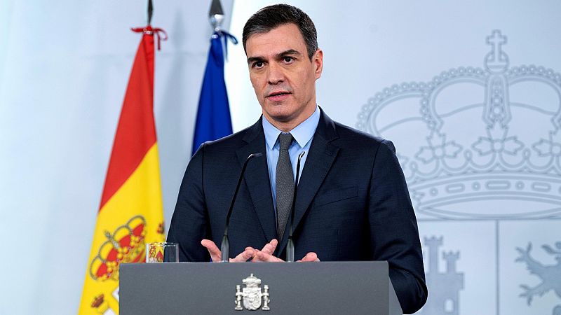 Más de trescientos periodistas reclaman a La Moncloa poder preguntar con libertad y sin filtro previo