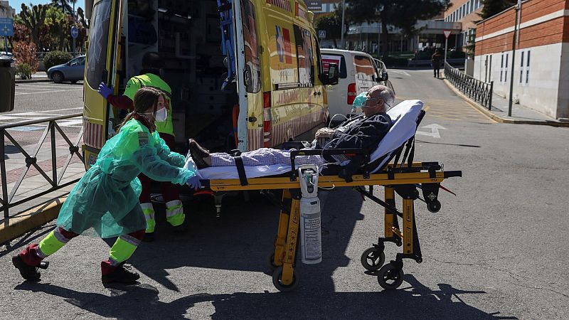 España supera los 10.000 muertos con coronavirus tras marcar un nuevo máximo diario de 950 fallecidos