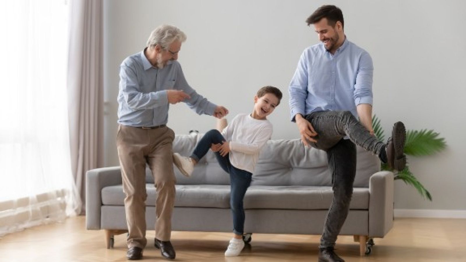 Bailar en familia, la mejor terapia para el confinamiento