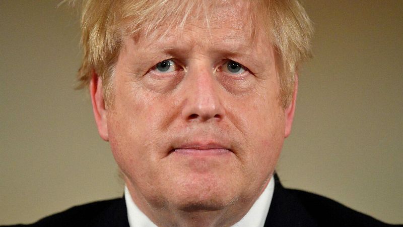 Boris Johnson permanece estable en la UCI con coronavirus mientras aumentan los muertos en Reino Unido