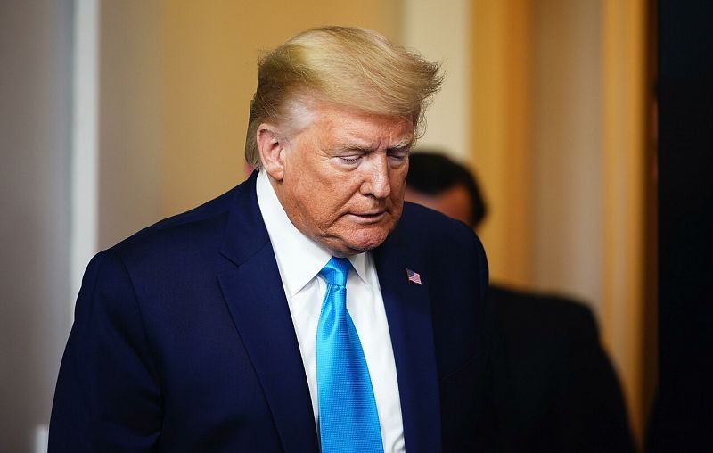 Trump estudia congelar los fondos estadounidenses para la OMS, a quien acusa de "sesgo" a favor de China