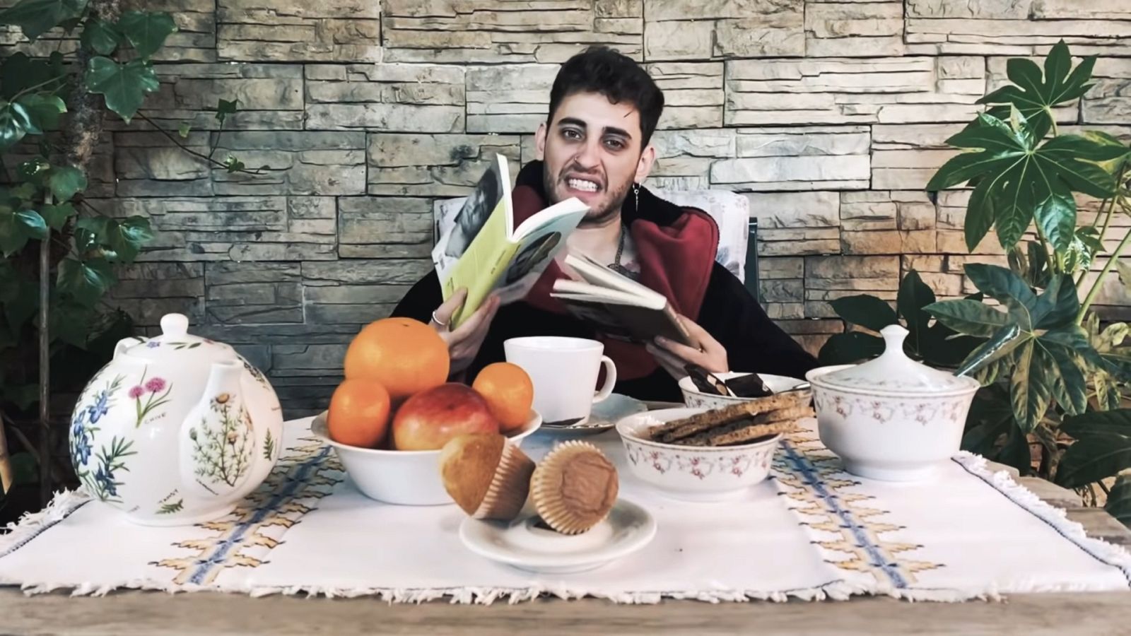 Blon estrena "Draccarys", tema de la serie 'En cuarentena'