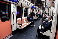 No, en Atocha no ha habido acumulaciones de personas con la vuelta al trabajo no esencial