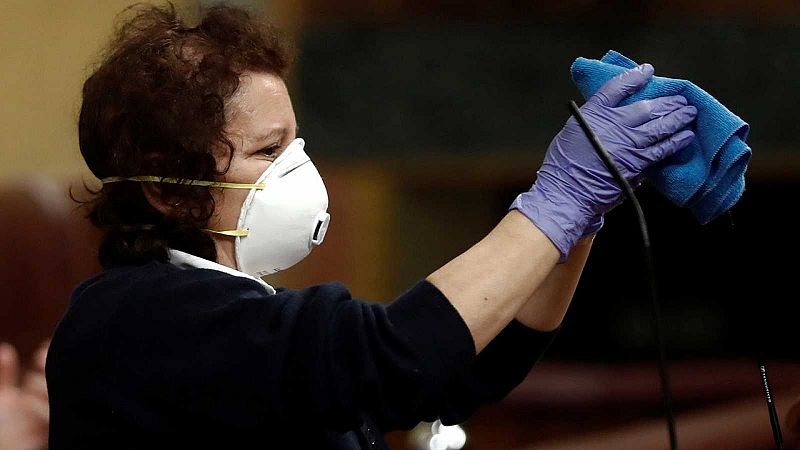 El Instituto Nacional de Toxicología advierte de un aumento en las intoxicaciones por la mezcla de productos de limpieza