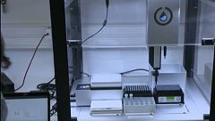 Cuatro súper robots para analizar 10.000 test al día y frenar al coronavirus