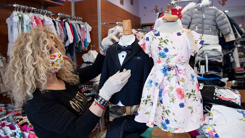 Italia registra el menor número de casos nuevos en un mes, aunque los fallecidos repuntan