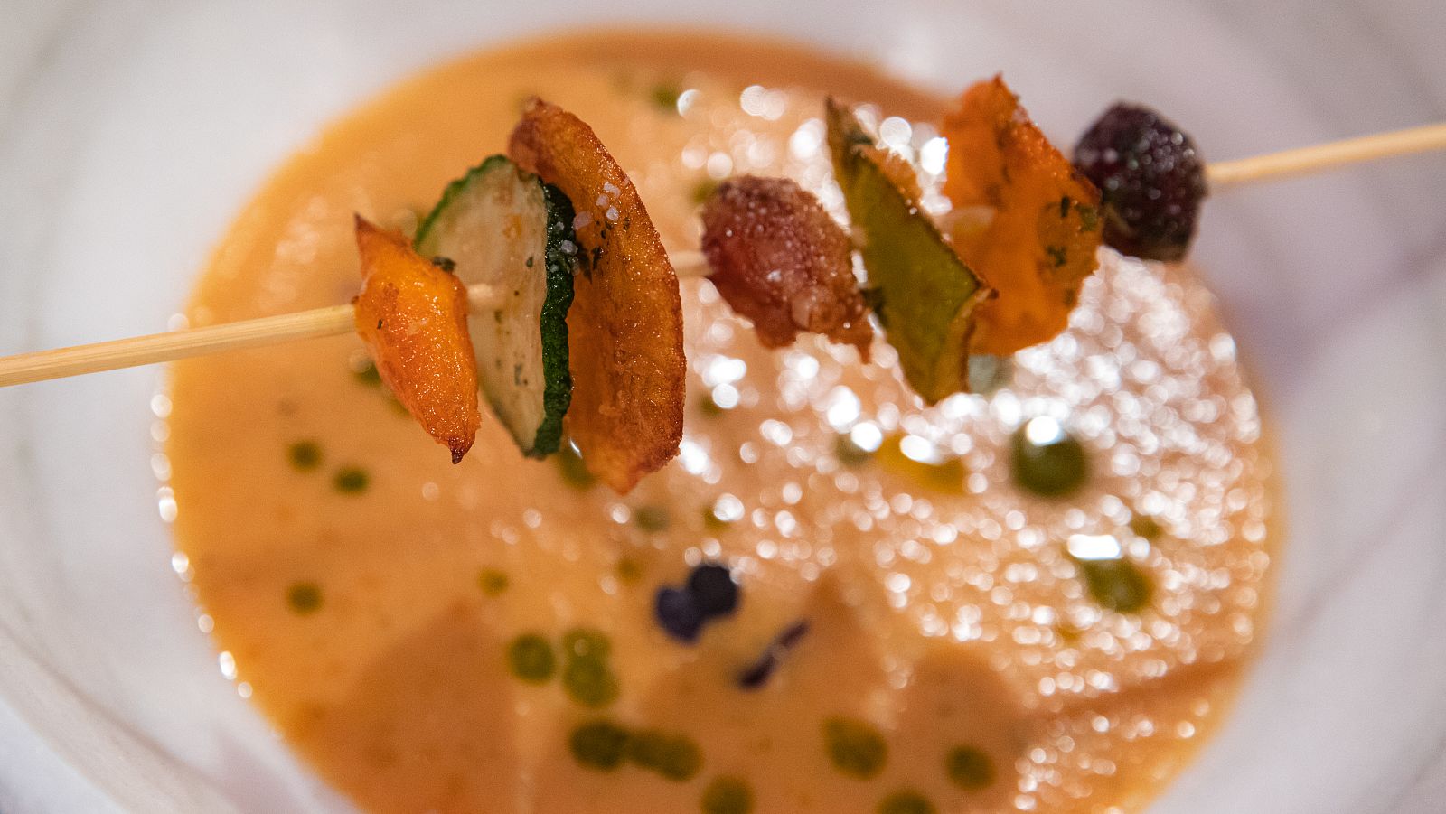 MasterChef 8 - Receta de "Crema de verduras y sus trapecistas" de Iván