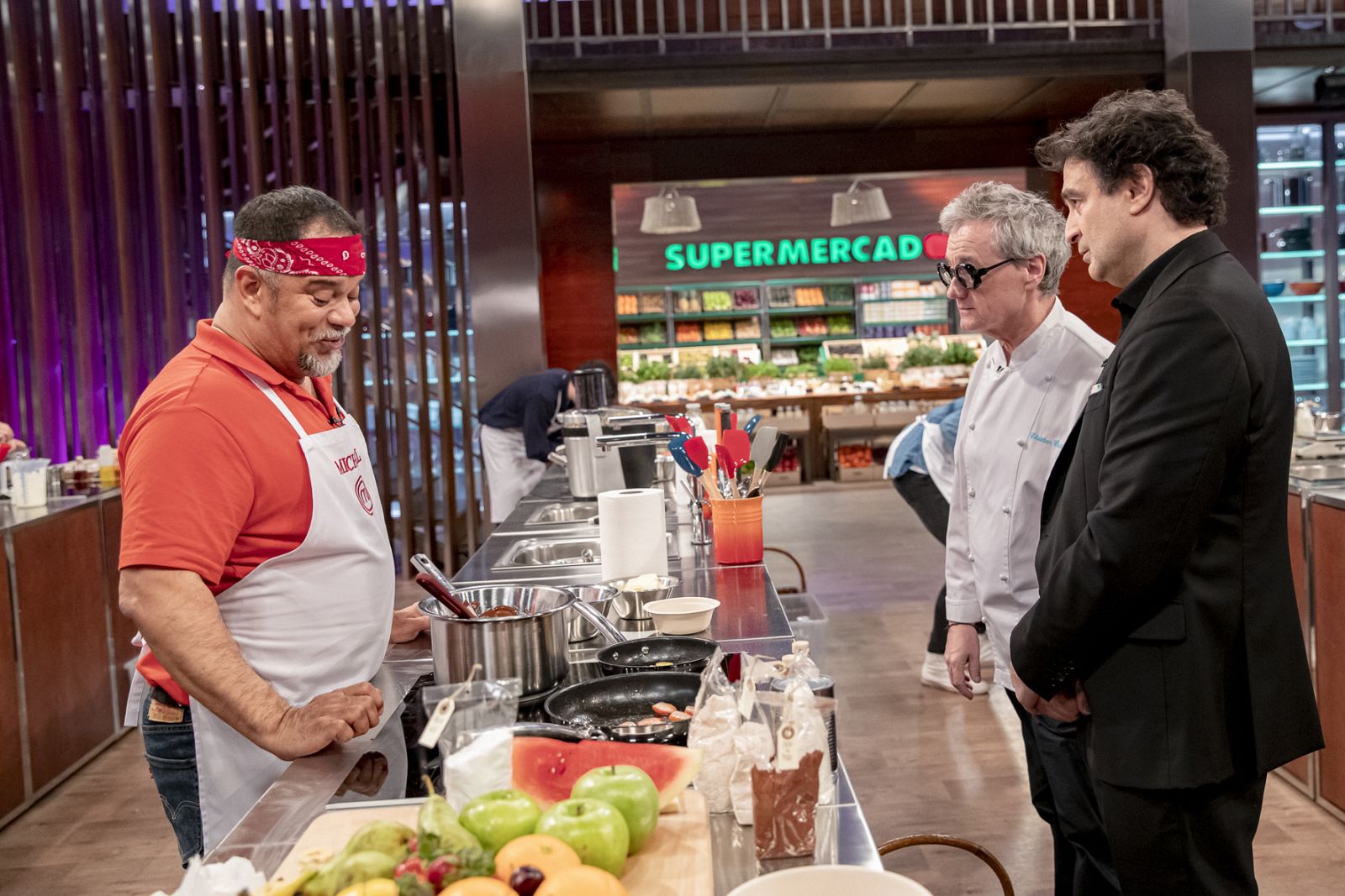 Michael, Christian Escribà y Pepe