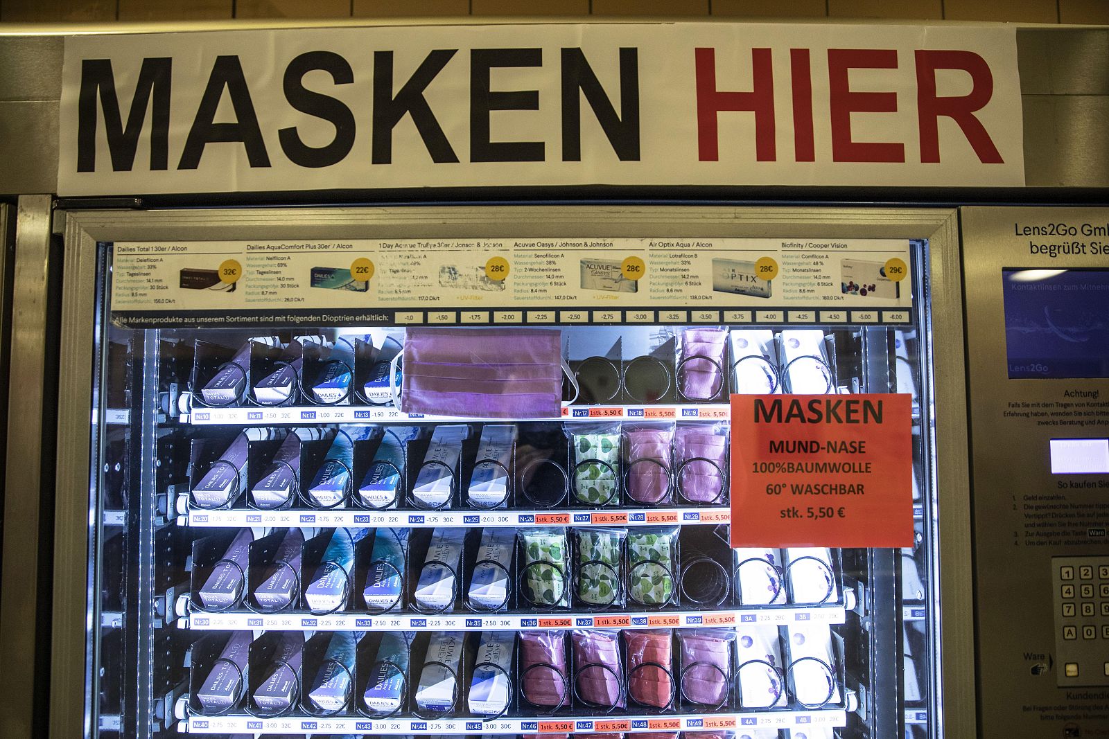 Máquina expendedora de mascarillas en Berlín
