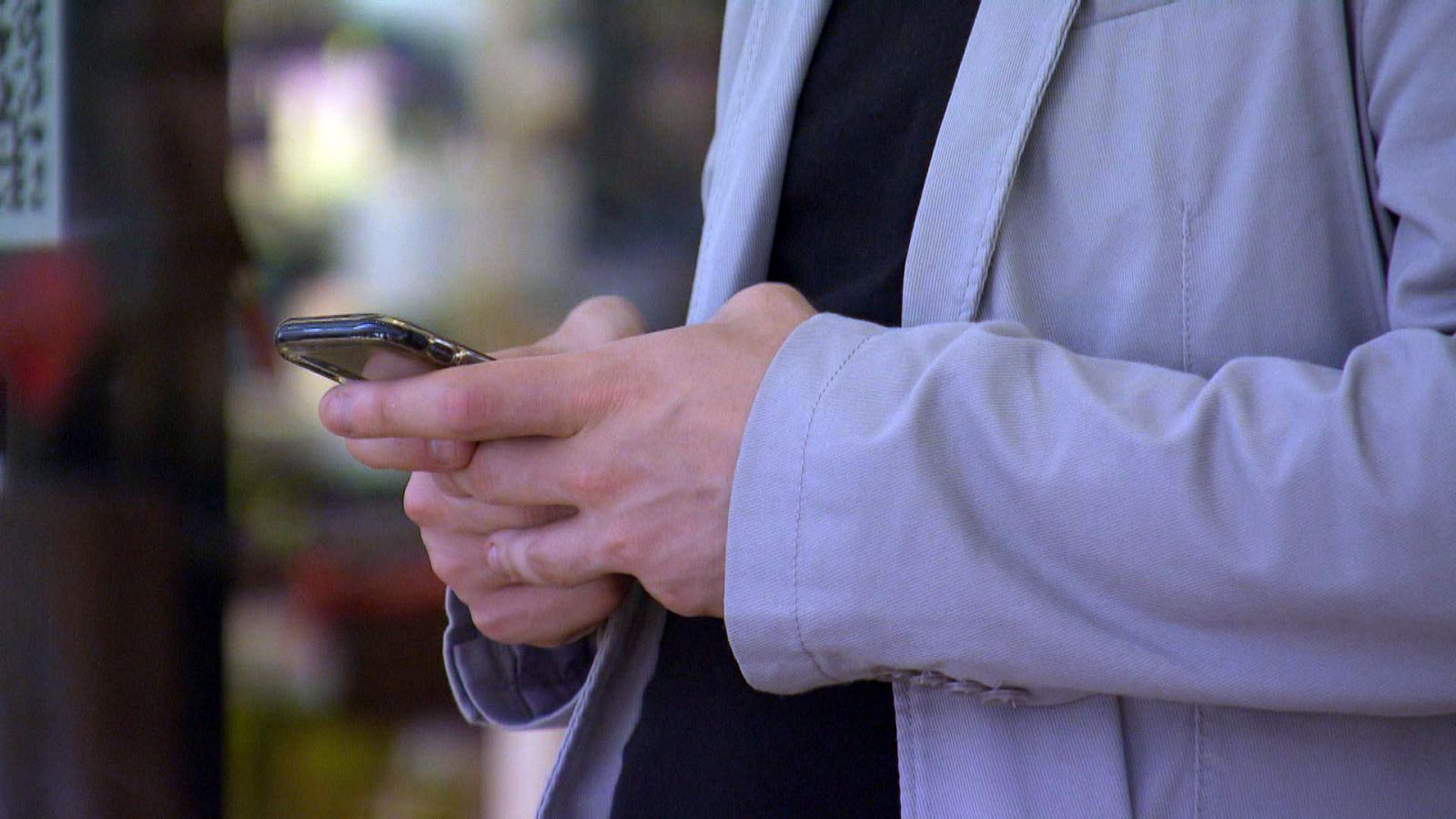 Imagen del reportaje 'Móviles, armas de adicción masiva'