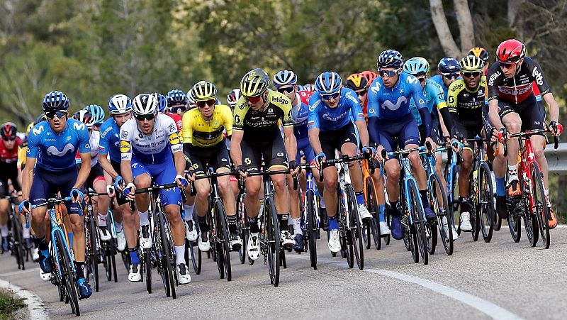 Giro de Italia y Vuelta a España se solapan en el calendario definitivo de la UCI