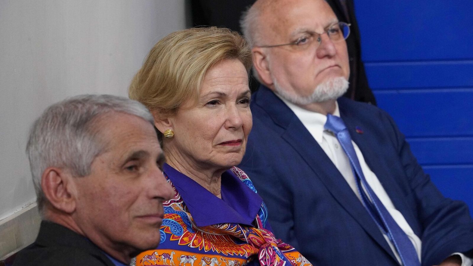Anthony Fauci (i), Deborah Birx (c) y Robert R. Redfield (d) en una rueda de prensa del equipo contra el coronavirus