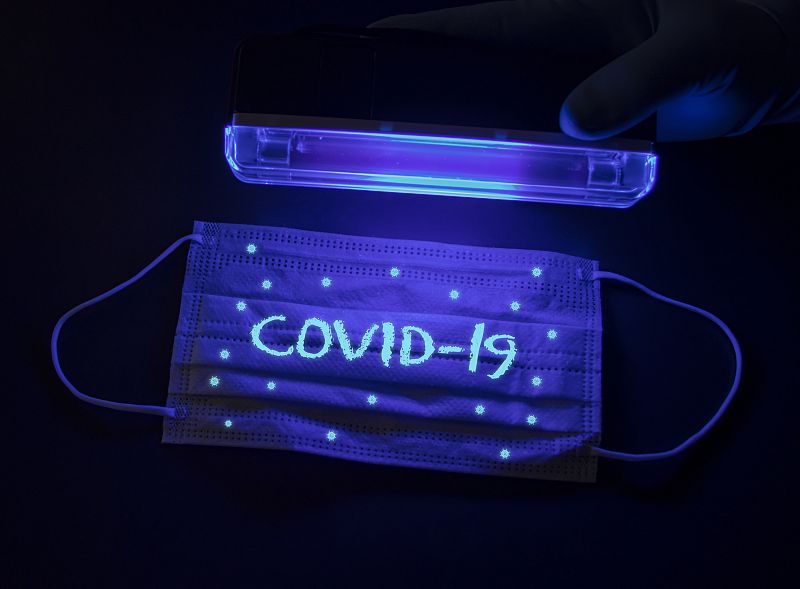 Las lámparas ultravioletas domésticas no eliminan el Covid-19 y pueden dañar la salud