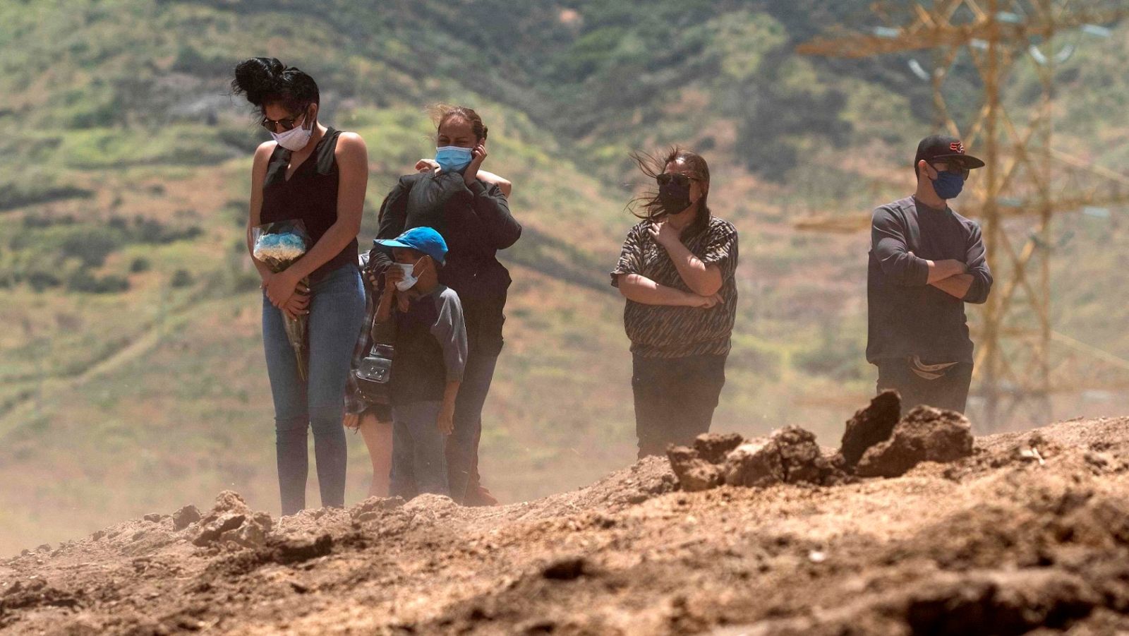 Entierro de una víctima de la covid-19 en Tijuana (México).