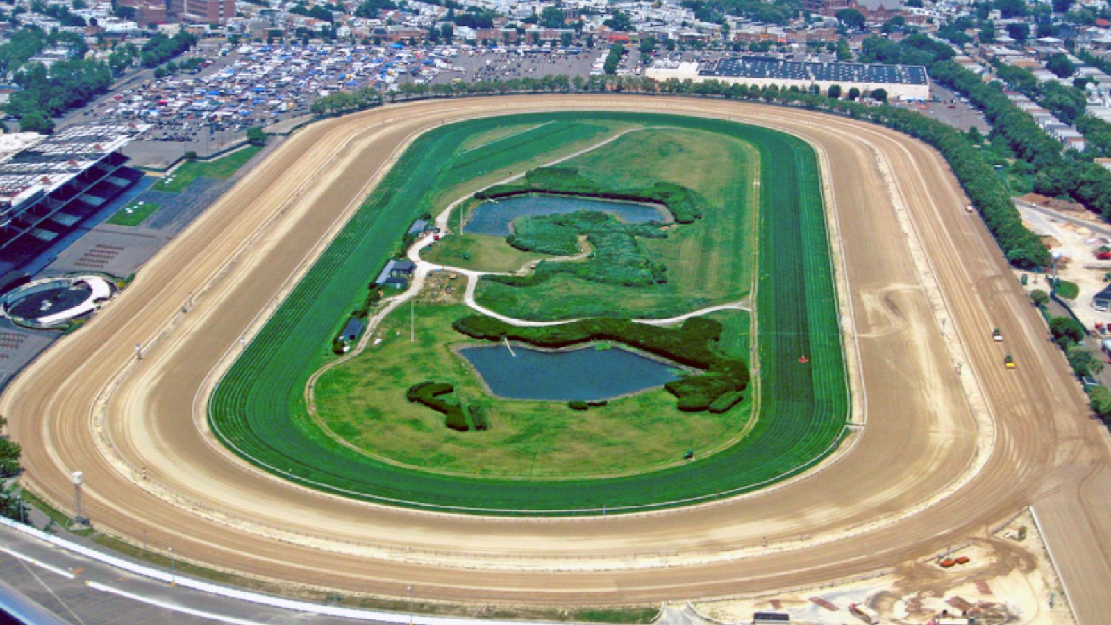Aqueduct Racetrack, uno de los hipódromos de Nueva York