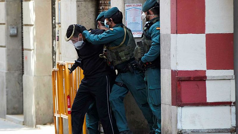 Policías y sanitarios, objetivos del Dáesh durante la pandemia
