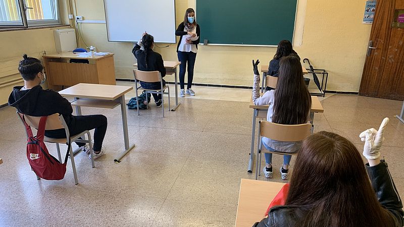 Tímida vuelta a las aulas en Fase 2: clases voluntarias de refuerzo en Euskadi y Galicia