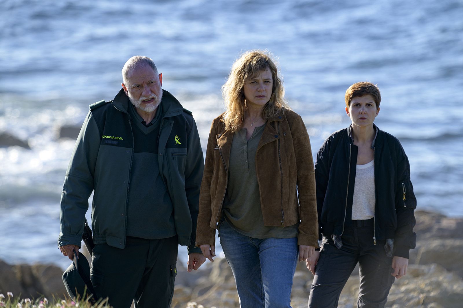 Emma Suarez, Nancho Novo e Isabel Naveira en 'Néboa'