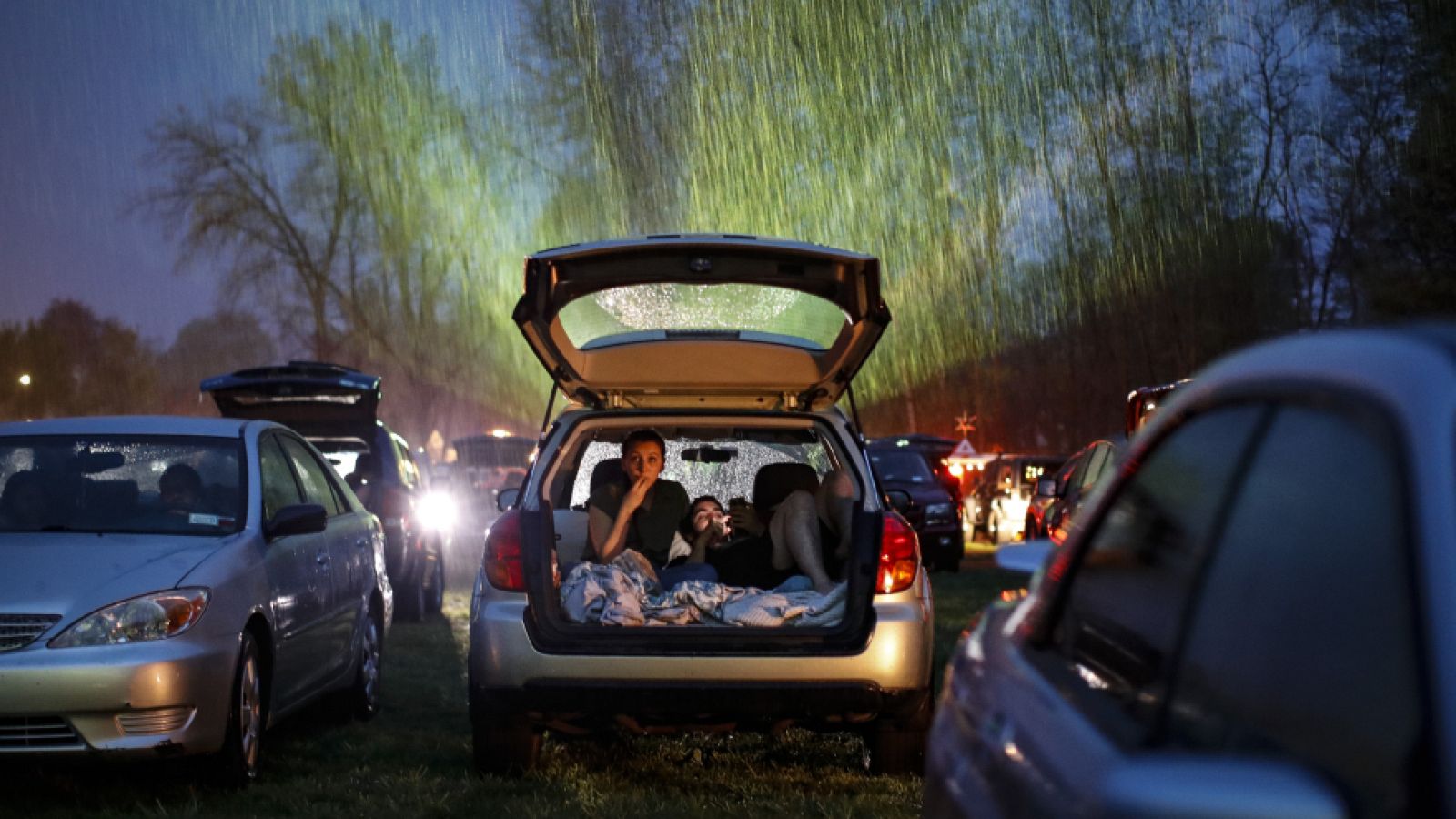 Conciertos y festivales desde el coche: la alternativa para la música en directo