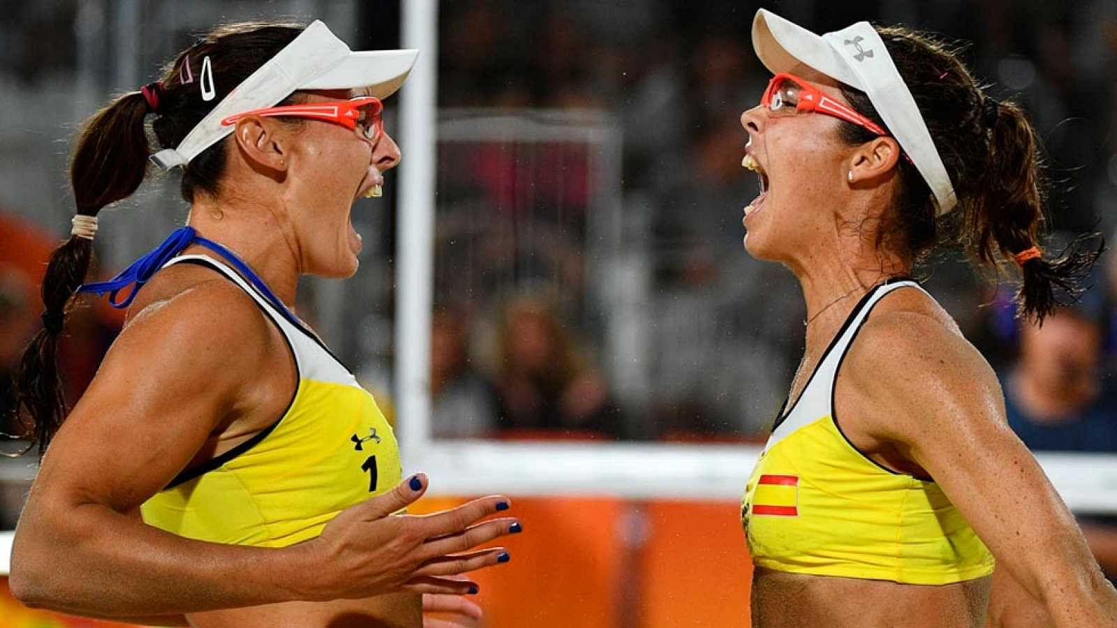 Lliliana Fernández y Elsa Baquerico