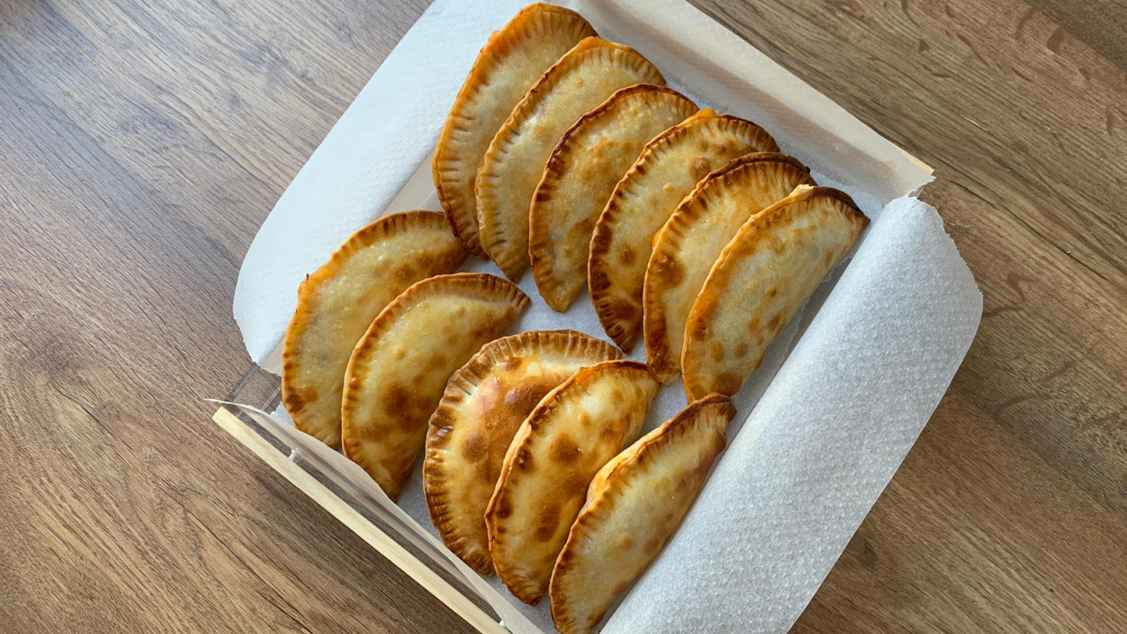 Empanadillas al horno rellenas de escalibada