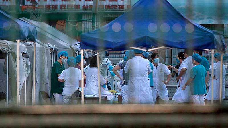 Pekín recomienda no salir de la ciudad y sella las zonas de alto riesgo tras el rebrote de coronavirus en un mercado