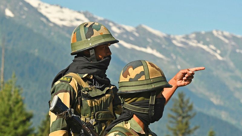 India y China buscan una solución dialogada para su peor crisis fronteriza en 45 años