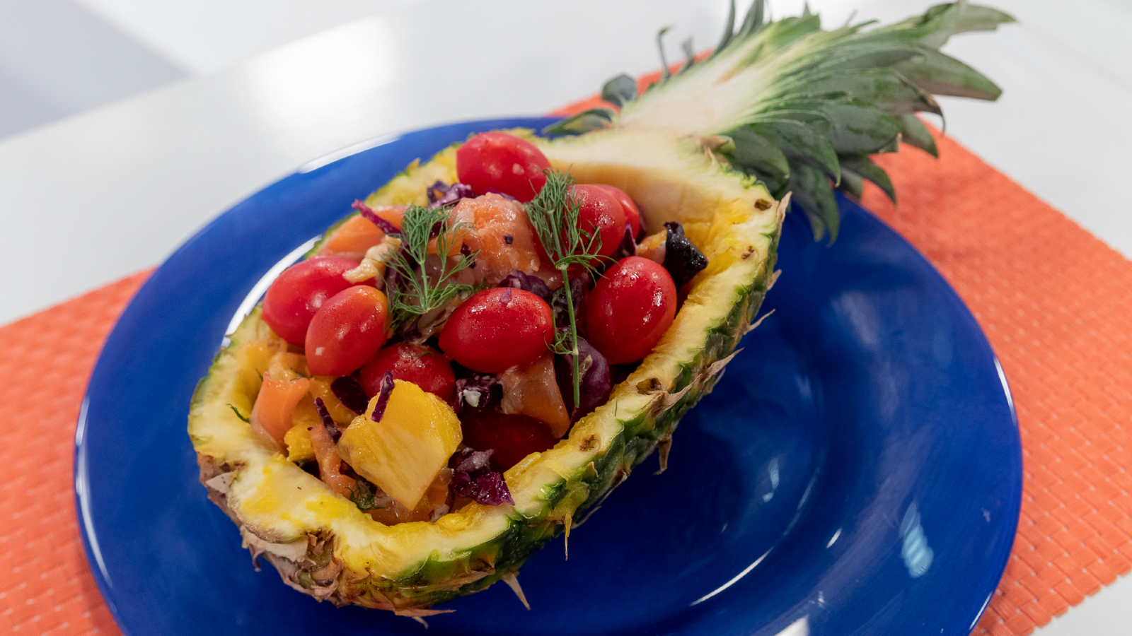 Ensalada tropical de piña