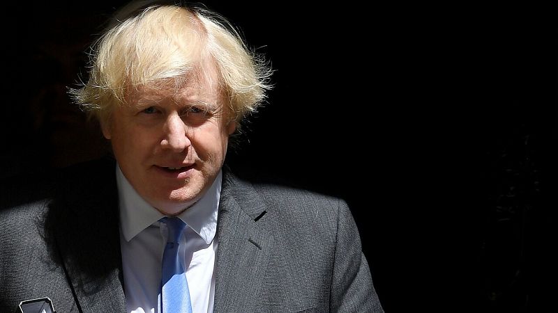 Boris Johnson da luz verde a la reapertura de 'pubs', restaurantes y hoteles a partir del 4 de julio