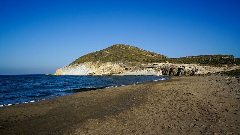 La Junta de Andalucía autoriza la construcción de un hotel en la bahía de Los Genoveses de Cabo de Gata