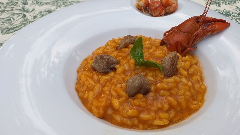 Risotto de cangrejos y mantequilla de trufa