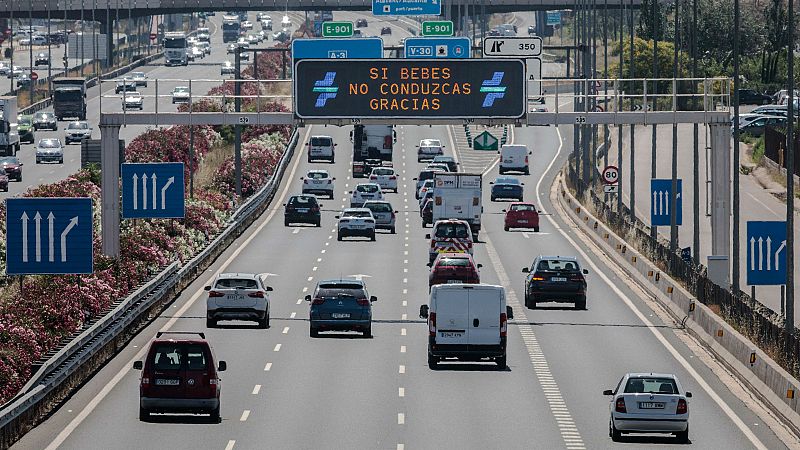 Aumenta la afluencia de coches en las carreteras en el primer fin de semana sin estado de alarma