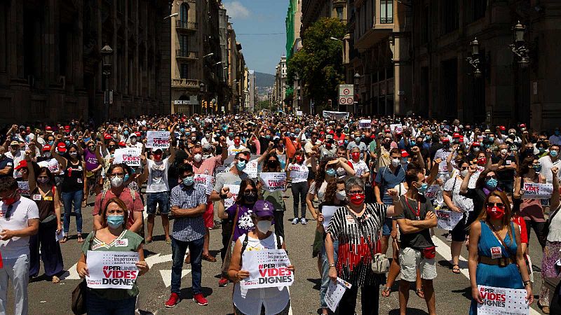 Miles de personas reclaman un gran pacto para la reconstrucción social por el golpe de la pandemia
