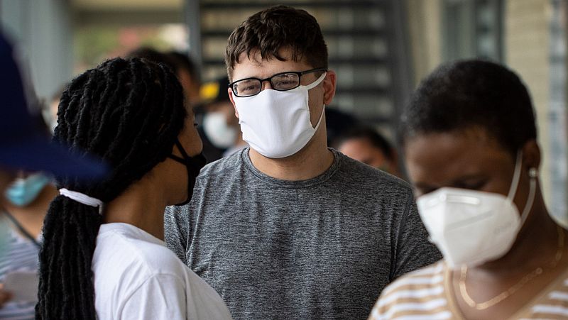 La escalada del coronavirus en EE.UU. lleva a republicanos y demócratas a pedirle a Trump que use la mascarilla 