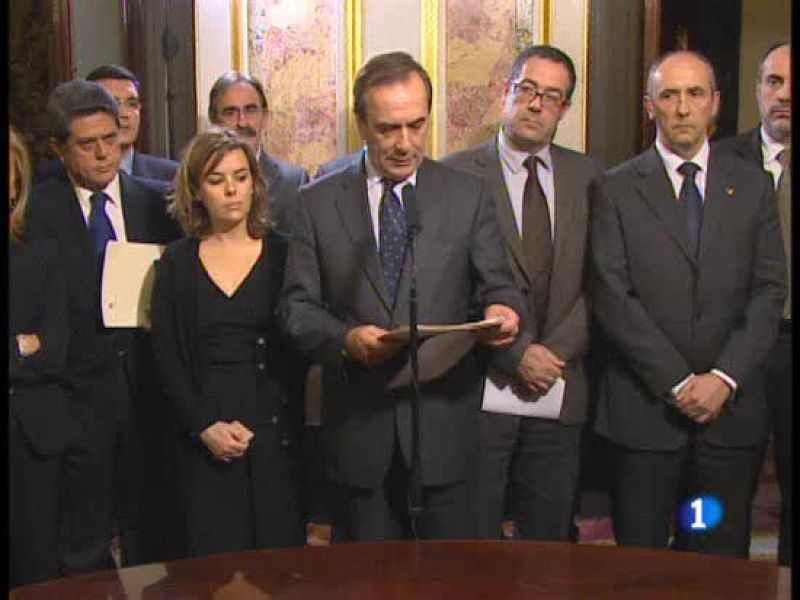 Partidos políticos y agentes sociales recuerdan a ETA que "no doblegará a la democracia"